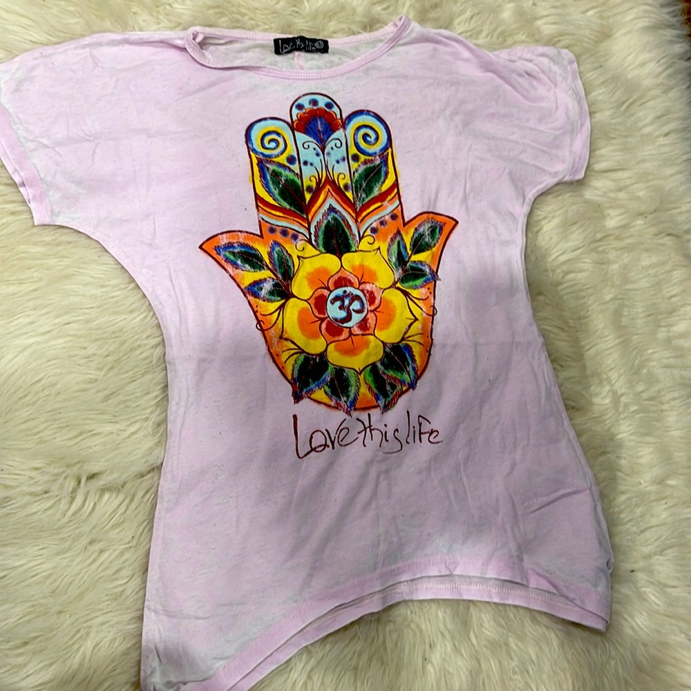 Love this life barely worn xs tee shirt